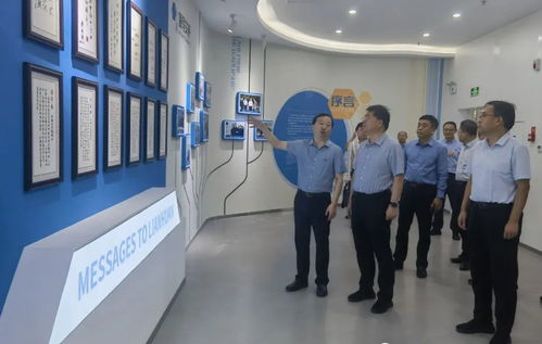 輝縣市委書記李繼游率隊赴揚州考察聯環藥業互聯網銷售模式